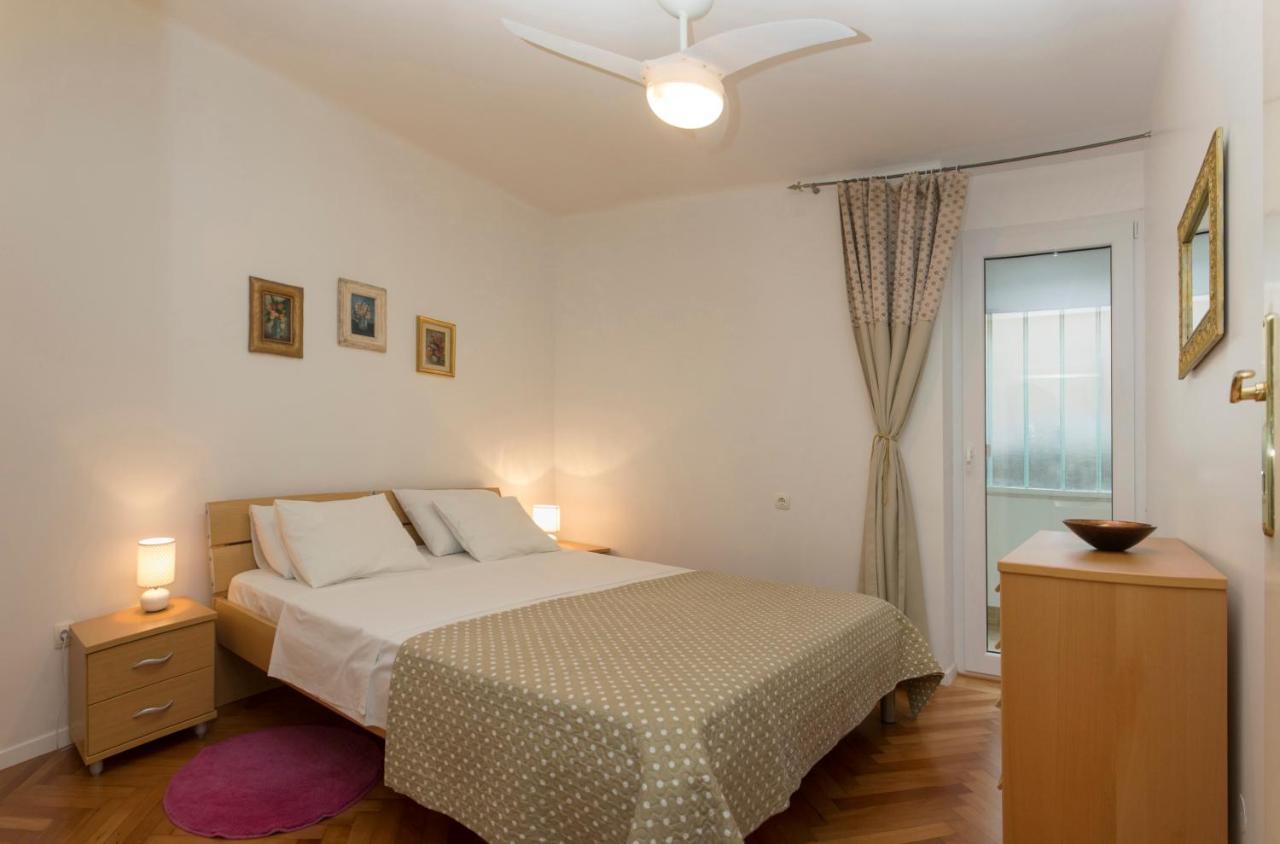 Sugar Flat Apartment Split